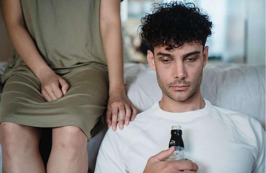 How to Be in a Relationship With Someone With a Traumatized Past